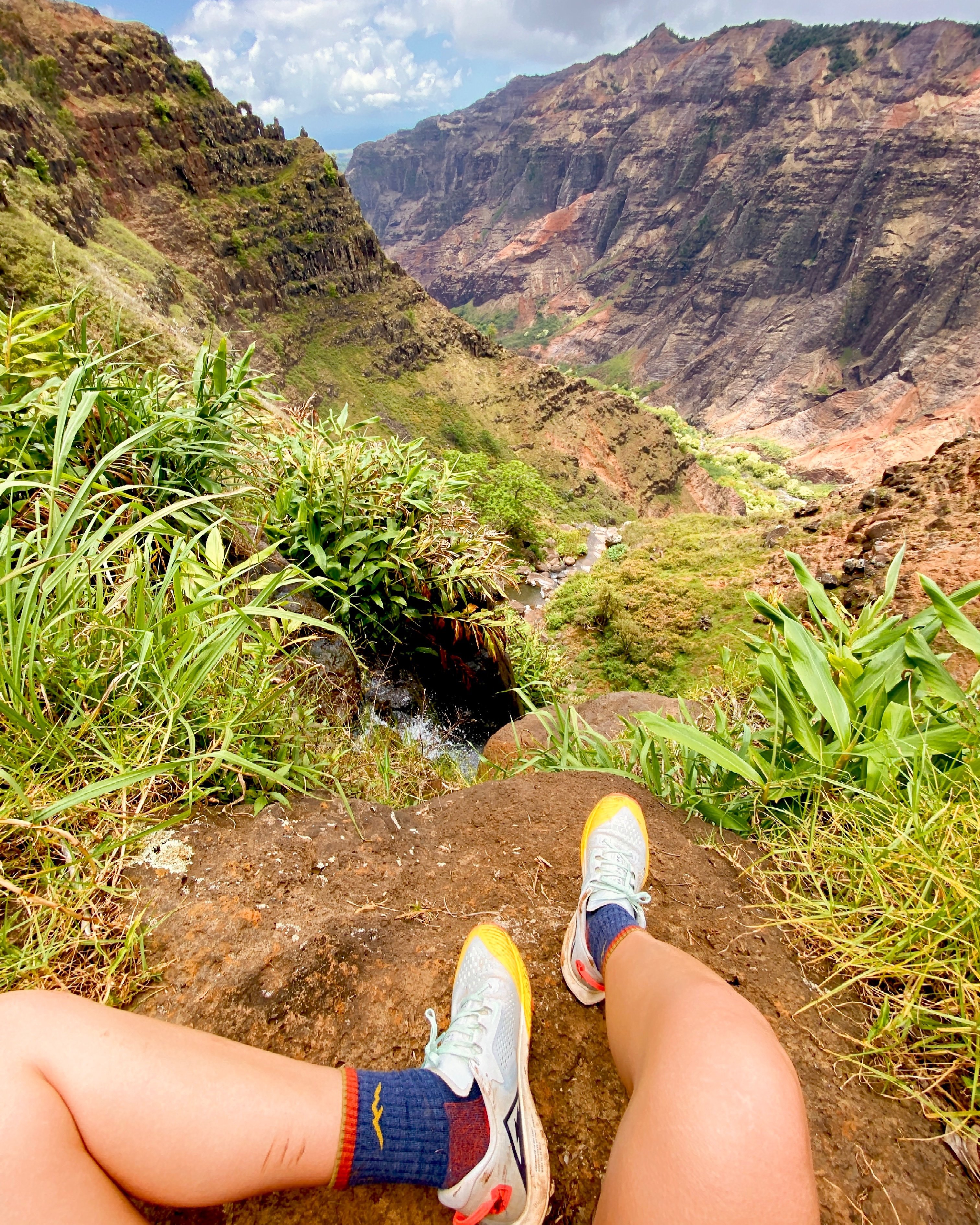 Waimea Canyon Trail - The Perfect 7-Day Kauai Itinerary - TravelsWithElle