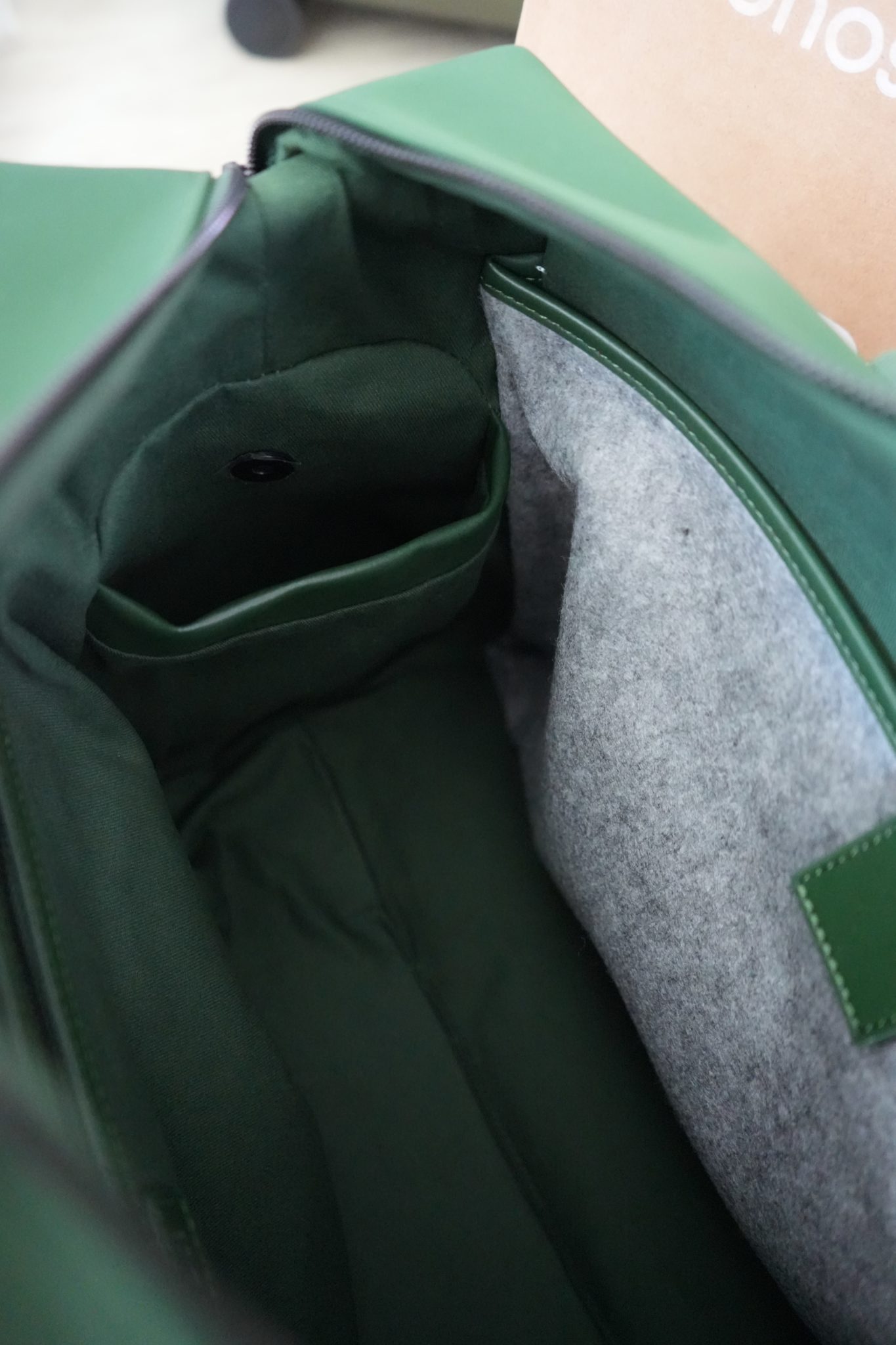 Monos Metro Duffel Review Is It Actually Worth The Price?