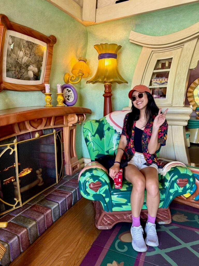 Tokyo Disneyland Japan - Toontown Minnies House