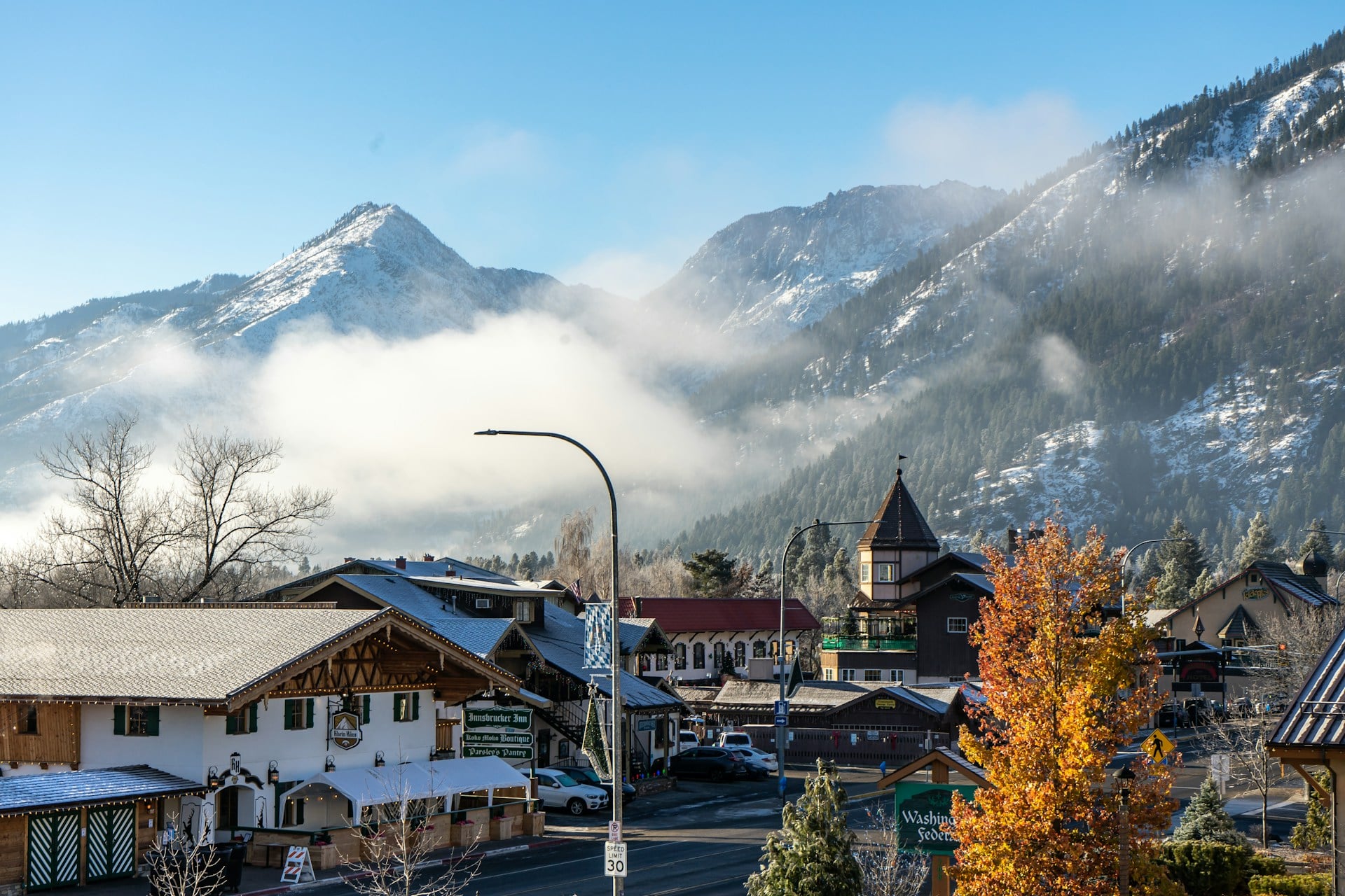 7 Mountain Towns In The US Worth Visiting This Summer