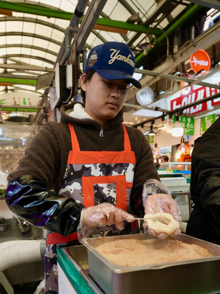 Hotteok Gwangjang Market