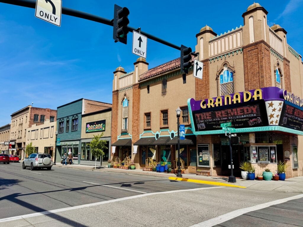 Granada Theater - The Dalles OR
