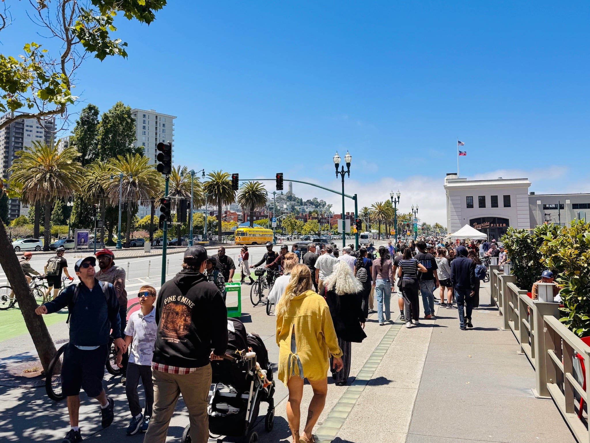 San Francisco Embarcadero - Local's Neighborhood Guide
